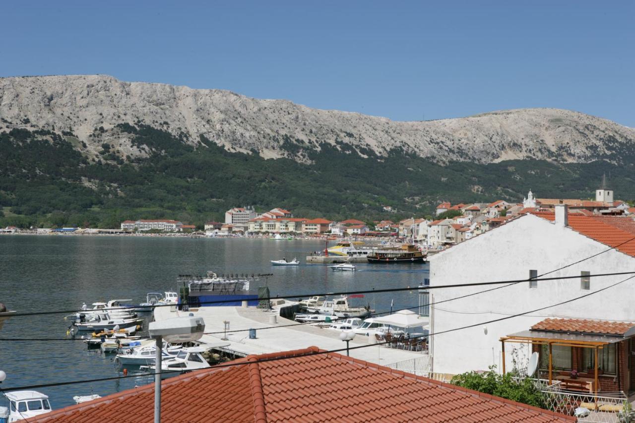 Apartment Mario With Terrace And Sea View Baska  Luaran gambar