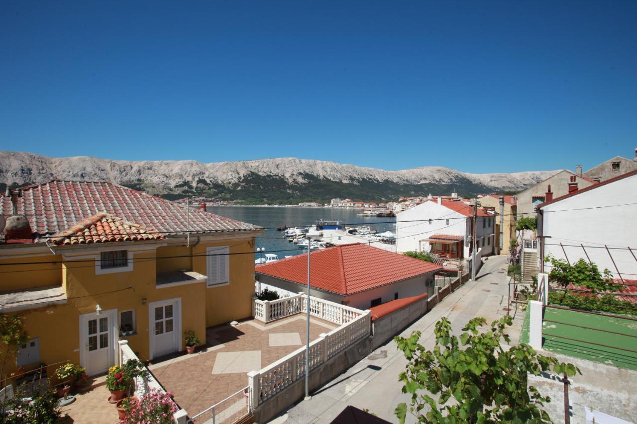 Apartment Mario With Terrace And Sea View Baska  Luaran gambar