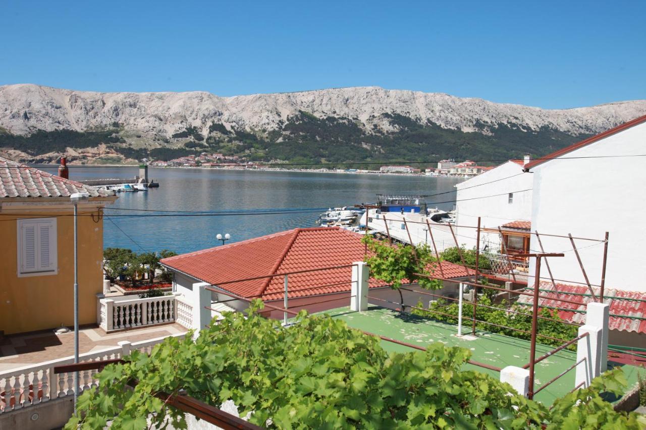 Apartment Mario With Terrace And Sea View Baska  Luaran gambar