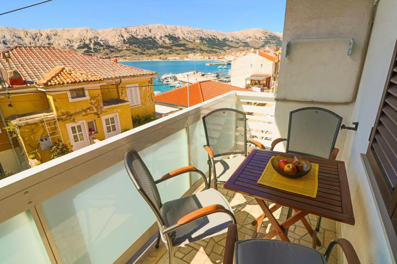 Apartment Mario With Terrace And Sea View Baska  Luaran gambar